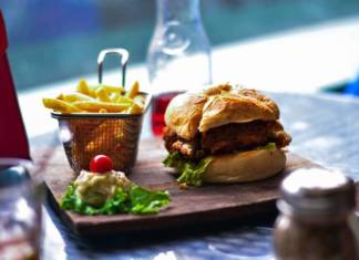 Soczyste burgery z indyka